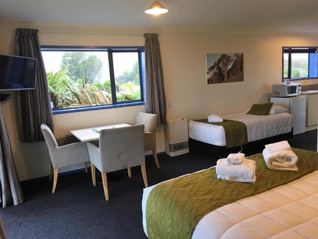 Haast River Motels & Holiday Park Bagian luar foto