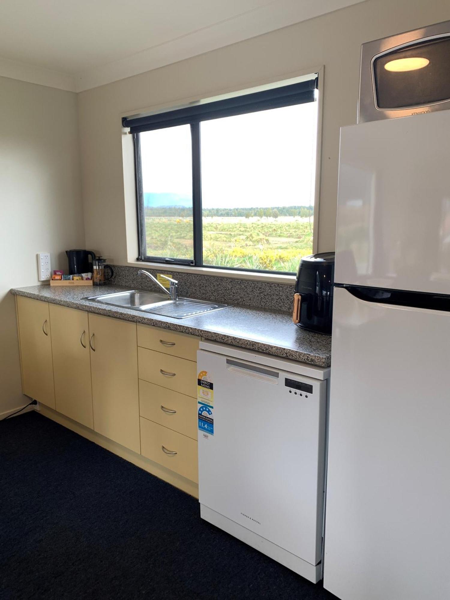 Haast River Motels & Holiday Park Bagian luar foto