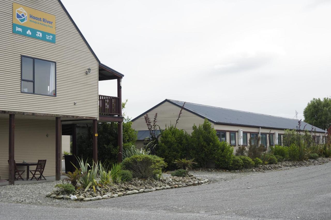 Haast River Motels & Holiday Park Bagian luar foto